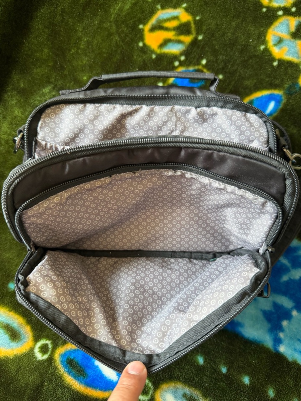 Black Men's Crossbody Shoulder Bag - Picture 14 of 14